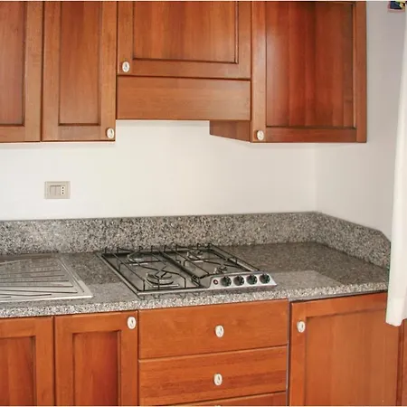 8 Deluxe Holiday home